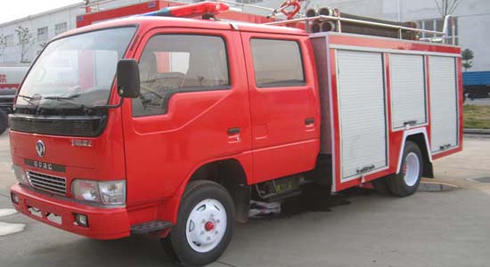 東風(fēng)小霸王消防車(chē) 