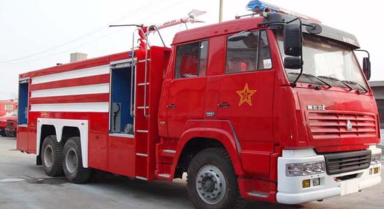 斯太爾后雙橋水罐消防車(chē) 