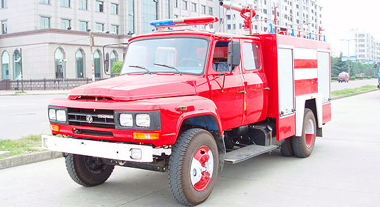 東風(fēng)140水罐消防車(chē) 