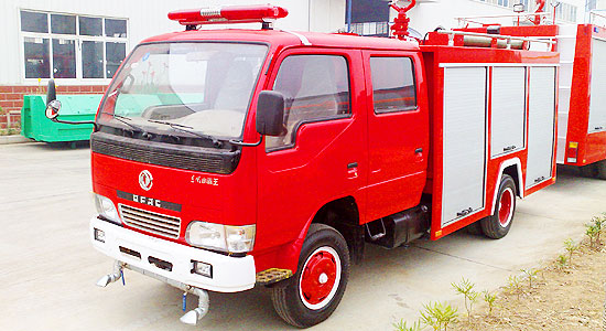 東風(fēng)小霸王水罐消防車(chē) 